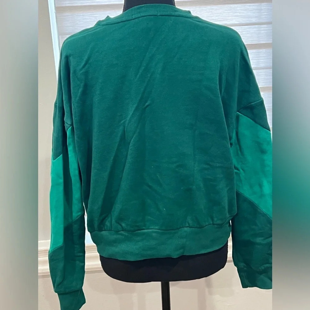 Forever 21 green  sweater - Picture 3 of 4